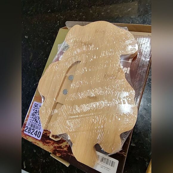 Pirate Bear Cutting Board & Knife Set - Picture 3 of 5